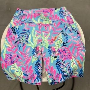 LILLY PULITZER SKU# 003525 89920 2 STYLE NAME: MONICA SKORT UPF 50+